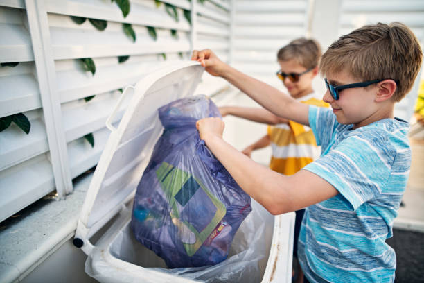 Best Junk Hauling Services  in Tullahoma, TN